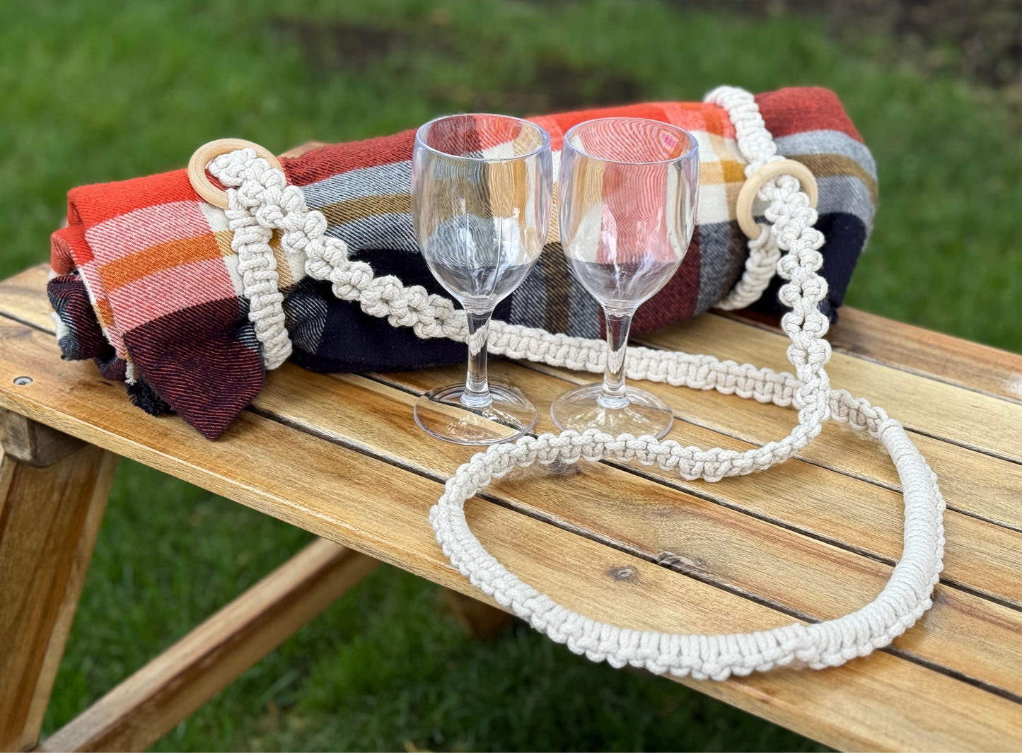 MacraMAKE a Blanket/Yoga Mat Strap with us!